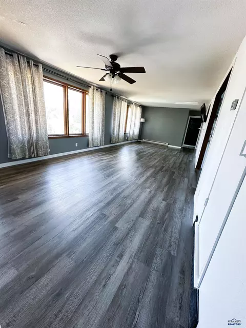 Living - 410 W 8th, Winner, SD 57580 photo 2 of 3