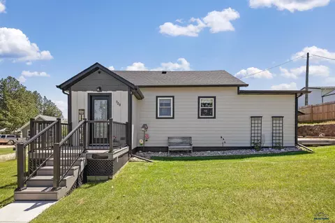 Exterior - 720 Lincoln, Custer, SD 57730 photo 2 of 7