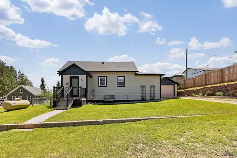 Exterior - 720 Lincoln, Custer, SD 57730 photo 7 of 7