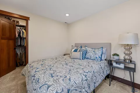 Bedroom - 720 Lincoln, Custer, SD 57730 photo 2 of 3