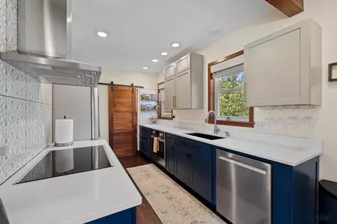 Kitchen - 720 Lincoln, Custer, SD 57730 photo 1 of 4