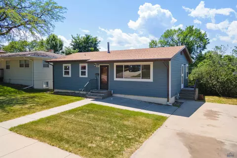 2411 Alamo, Rapid City, SD 57702