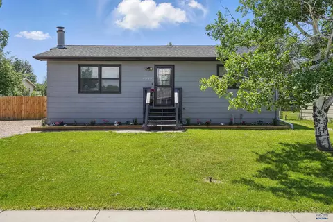 4505 Patriot Ln, Rapid City, SD 57701