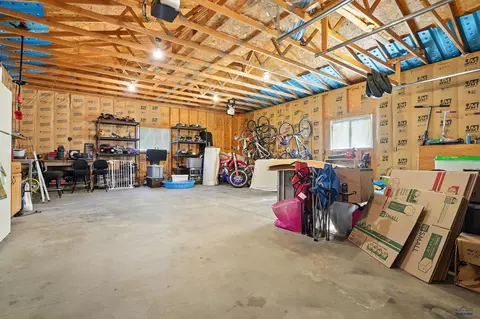 912 Stanley, Belle Fourche, SD 57717 photo 22