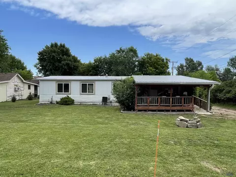 15662 S 3rd St, Piedmont, SD 57769 photo 2