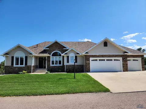 5597 Blue Stem Ct, Rapid City, SD 57702