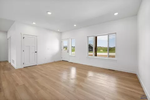 236 Stone Hill Dr, Custer, SD 57730 photo 6