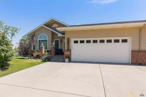 942 Stahl Ct, Rapid City, SD 57701
