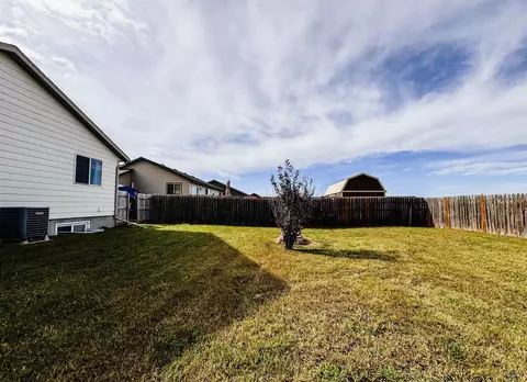 662 Airway Ct, Box Elder, SD 57719 photo 4