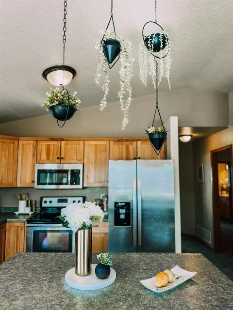 662 Airway Ct, Box Elder, SD 57719 photo 9