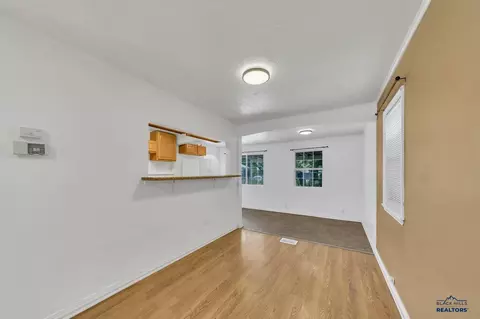 129 E St Patrick, Rapid City, SD 57701 photo 7