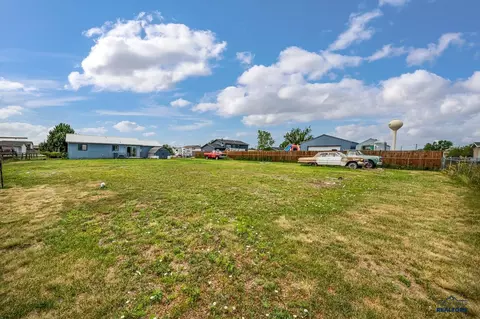 512 Falcon Dr, Box Elder, SD 57719 photo 16