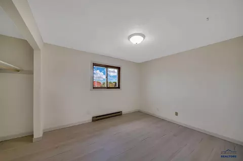 512 Falcon Dr, Box Elder, SD 57719 photo 7