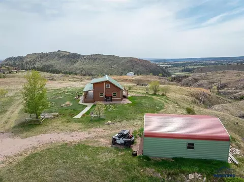 28013 Cascade Rd, Hot Springs, SD 57747