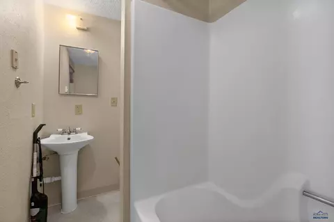 394 Mitchell, Keystone, SD 57751 photo 20