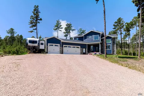 11285 Feather Pl, Rapid City, SD 57701