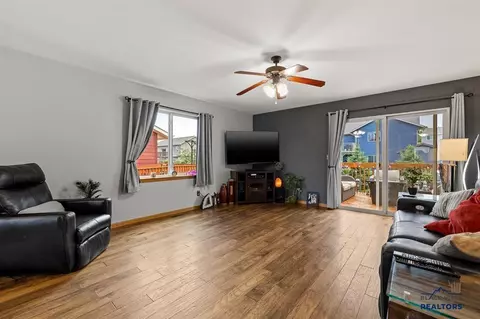 Living - 6753 Mulberry Dr, Summerset, SD 57718 photo 2 of 3