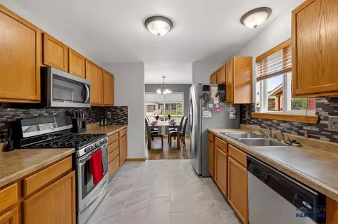 Kitchen - 6753 Mulberry Dr, Summerset, SD 57718 photo 1 of 3