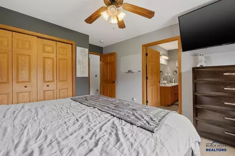 Bedroom - 6753 Mulberry Dr, Summerset, SD 57718 photo 2 of 3