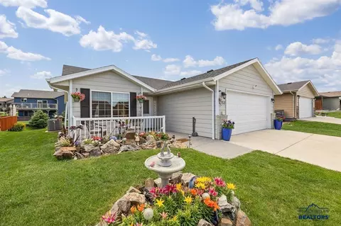 6753 Mulberry Dr, Summerset, SD 57718