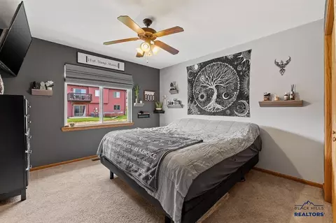 Bedroom - 6753 Mulberry Dr, Summerset, SD 57718 photo 1 of 3