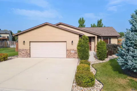 4307 Duckhorn St, Rapid City, SD 57703