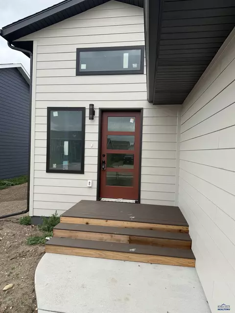 664 Eagle Ct, Box Elder, SD 57719 photo 2