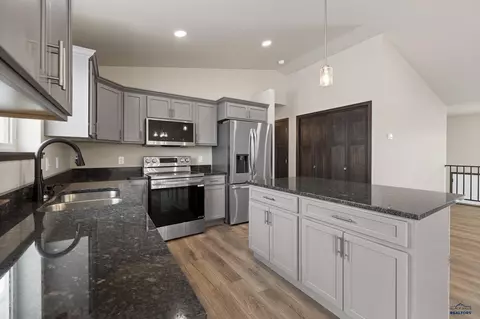 292 Northern Lights Blvd E, Box Elder, SD 57719 photo 5