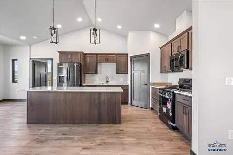 7668 Coley Rd, Spearfish, SD 57783 photo 6