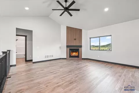 7668 Coley Rd, Spearfish, SD 57783 photo 8