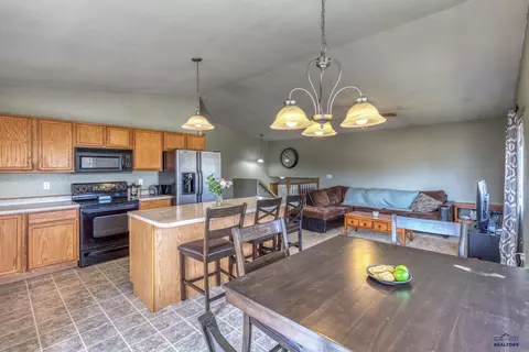 573 Stealth Ln, Box Elder, SD 57719 photo 9