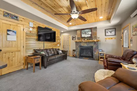11754 Caledonia Trl, Custer, SD 57730 photo 7