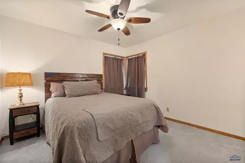 106 Montgomery, Custer, SD 57730 photo 11