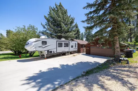 106 Montgomery, Custer, SD 57730 photo 33