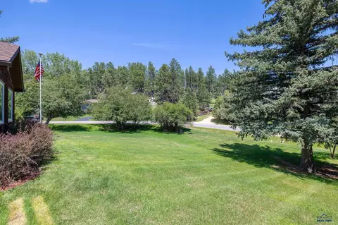 106 Montgomery, Custer, SD 57730 photo 28
