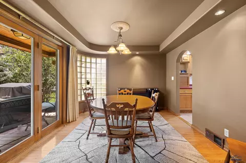 106 Montgomery, Custer, SD 57730 photo 6