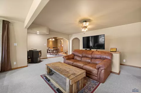 106 Montgomery, Custer, SD 57730 photo 9