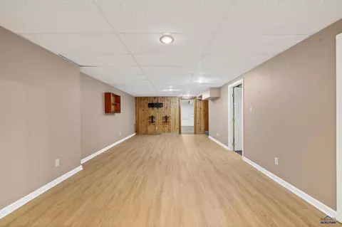 106 Montgomery, Custer, SD 57730 photo 18