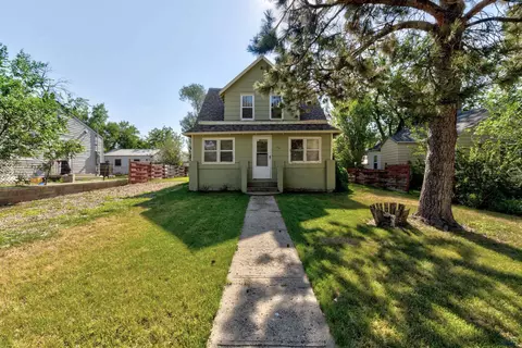 314 S Bailey Ave, New Underwood, SD 57761