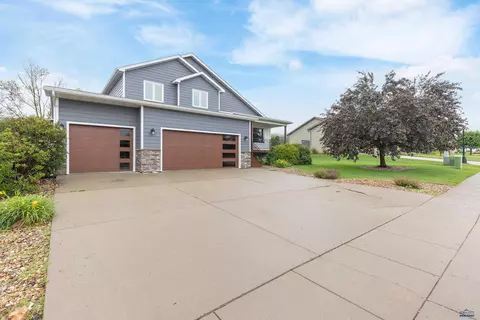 10315 Remmington St, Summerset, SD 57718 photo 2