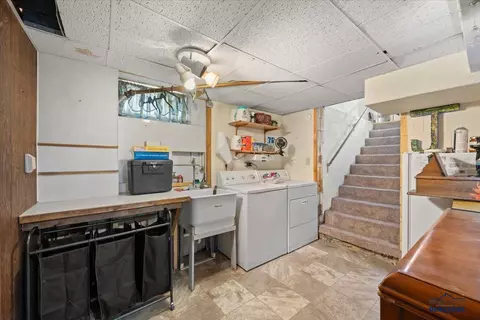 Other - 822 Lawrence St, Belle Fourche, SD 57717 photo 4 of 8
