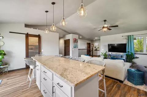 1849 Russell St, Spearfish, SD 57783 photo 11