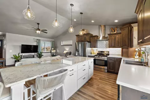 1849 Russell St, Spearfish, SD 57783 photo 9