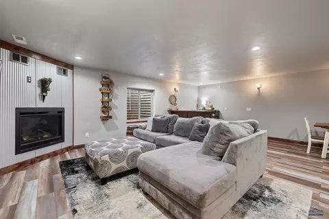 1849 Russell St, Spearfish, SD 57783 photo 18