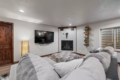 1849 Russell St, Spearfish, SD 57783 photo 17