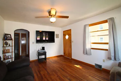 1144 Shephard St, Sturgis, SD 57785 photo 4