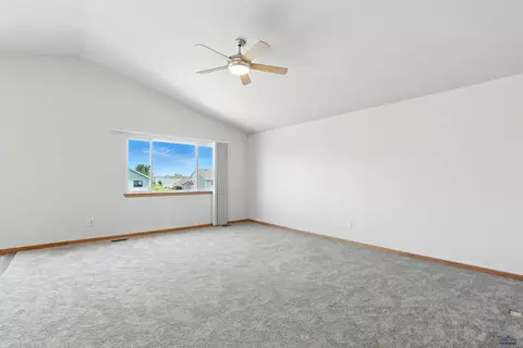 324 Freiheit Ln, Box Elder, SD 57719 photo 8
