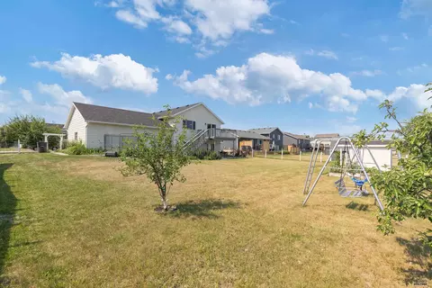324 Freiheit Ln, Box Elder, SD 57719 photo 3