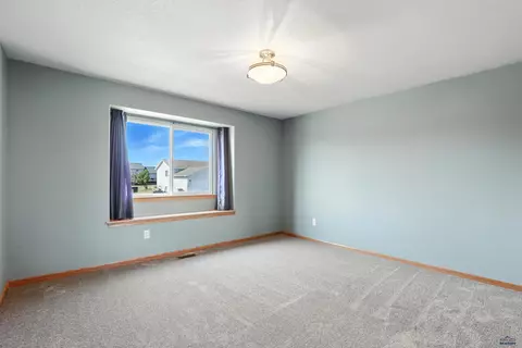 324 Freiheit Ln, Box Elder, SD 57719 photo 11