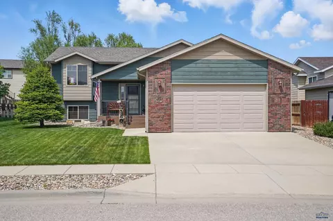 3100 New England St, Rapid City, SD 57703
